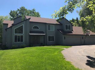 295 Greentree Lane Ave NE, Ada, MI 49301