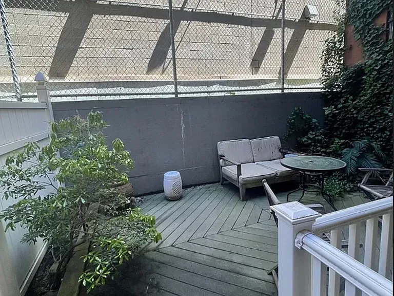 349 W 53rd St #1 — Photo 6