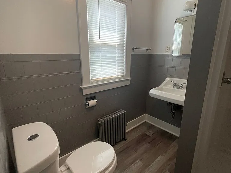 105 Friend St — Photo 9