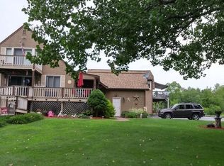 595 Wood St, Swansea, MA 02777