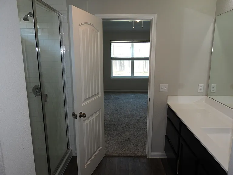 621 Callahan Ln — Photo 14