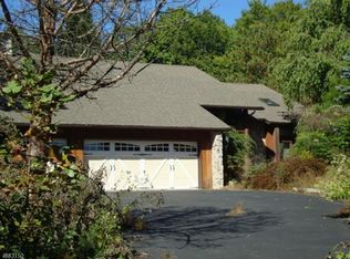 38 Auble Rd, Blairstown, NJ 07825