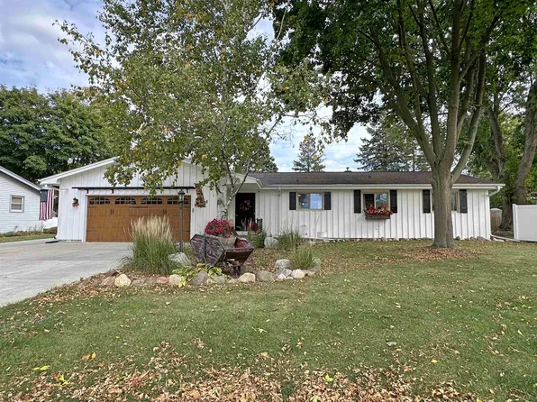 128 Romar Dr, Milton, WI 53563