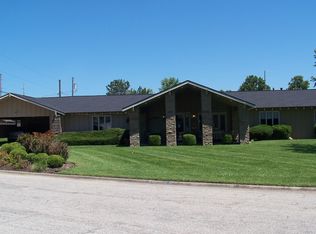 1302 W 9th St, Chanute, KS 66720