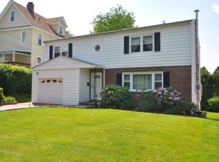 1 Farrell Pl S, Yonkers, NY 10701