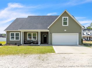 53 Nautica Dr, Parkton, NC 28371