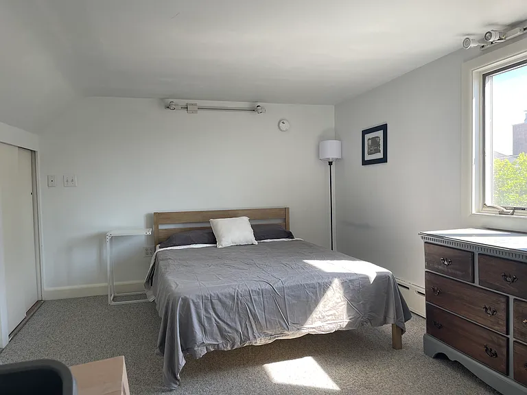 20 Elm St #B — Photo 4
