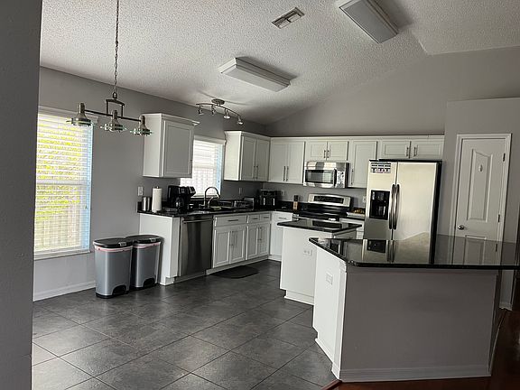 2nd image of 10224 Oasis Palm Dr