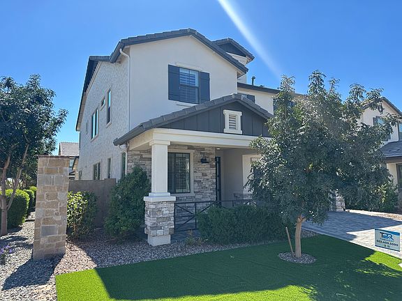 3rd image of 2097 E Oriole Dr