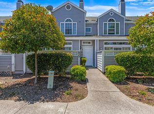 653 Wisteria Ln, Santa Rosa, CA 95407