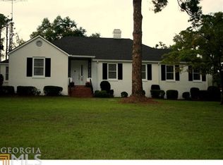 122 Peachtree Cir, Sylvania, GA 30467