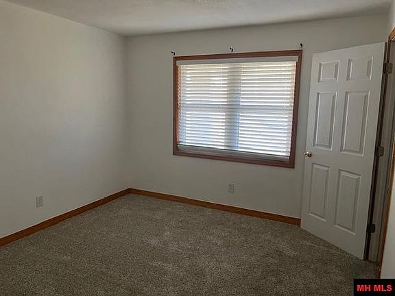 5th image of 49 Banho Cir