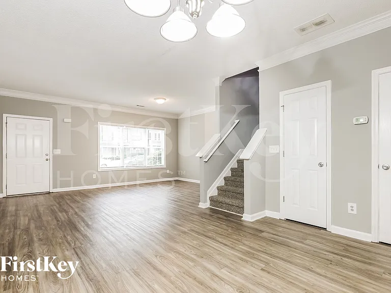 6372 Olmadison Pl — Photo 4