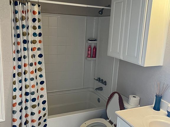 4th image of 411 Sailfish Ave