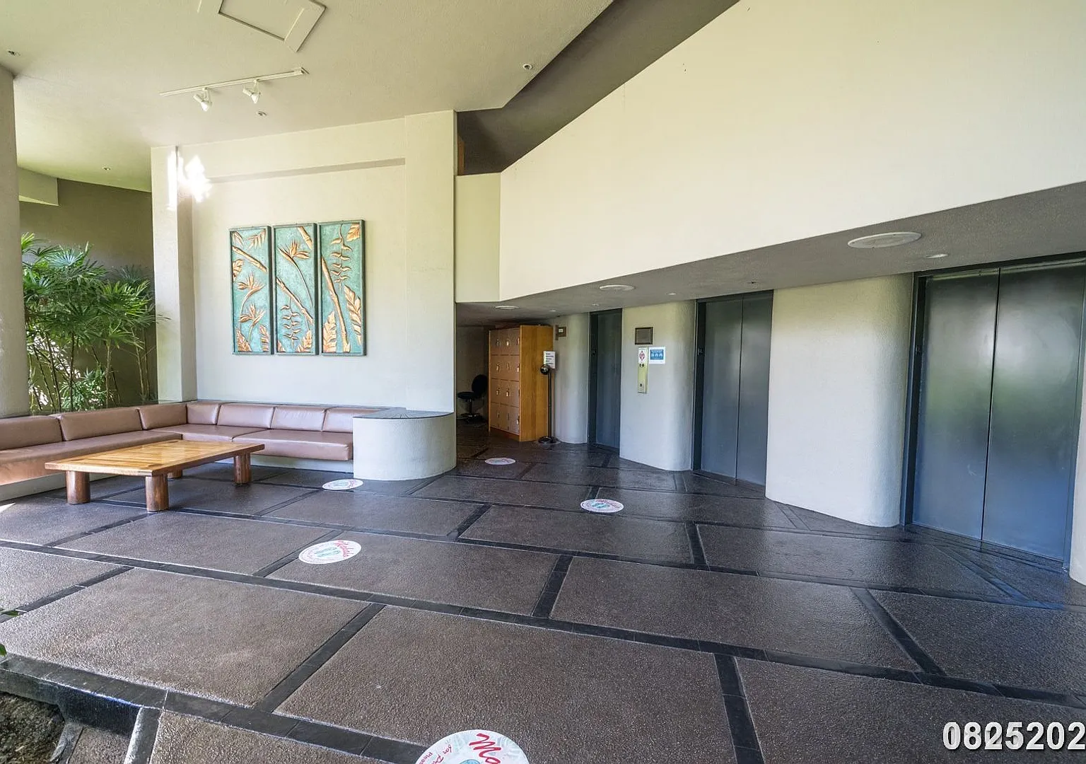 $2400 / 1BR 1BA 1 Parking Hale Kaheka Condo | Available Now! — Photo 4