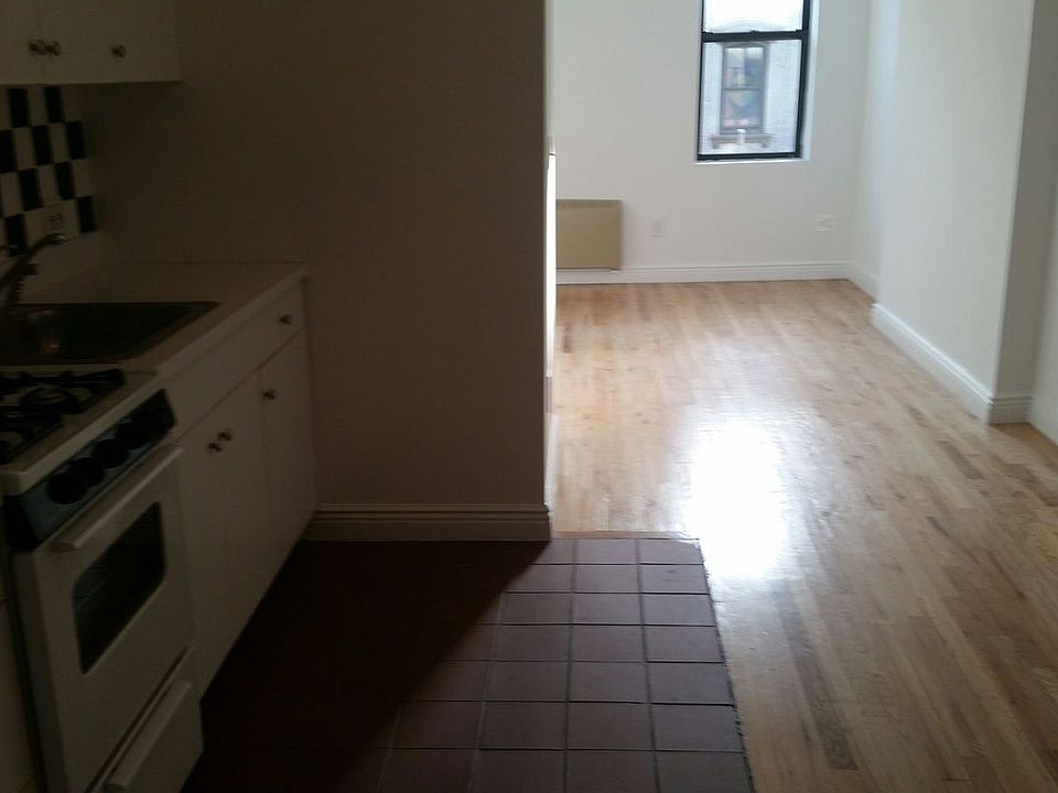 1st image of 162 Stanton St APT 12