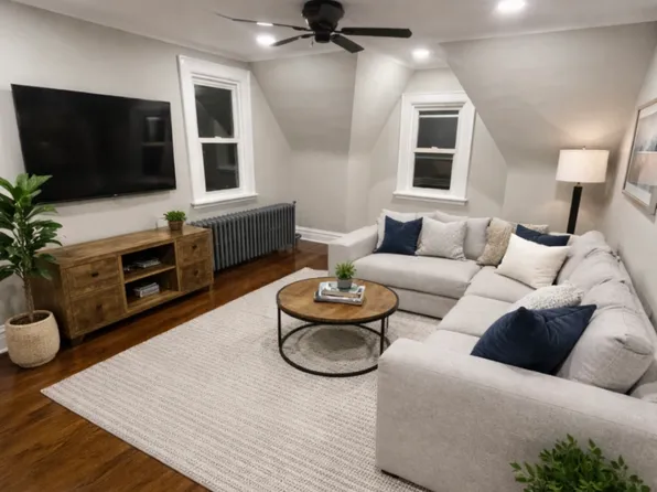 5310 W 51st St #2, Chicago, IL 60638