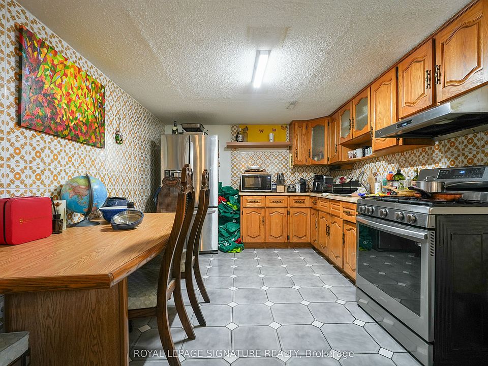 1st image of 674 Abana Rd Room 3