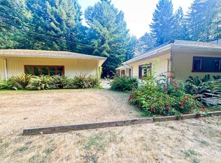 124 Arrow Mills Rd, Klamath, CA 95548