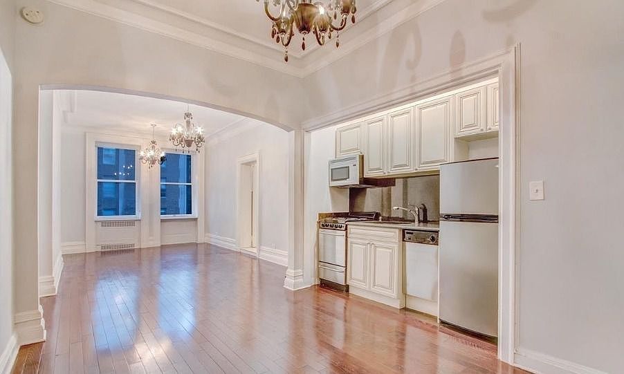 1st image of 284 5th Ave #6F