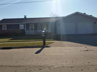 2511 Grand Ave, Manitowoc, WI 54220