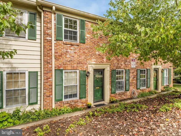 206 Berwick Pl #20G, Lansdale, PA 19446