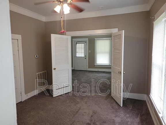 5th image of 408 Pate Ave #1