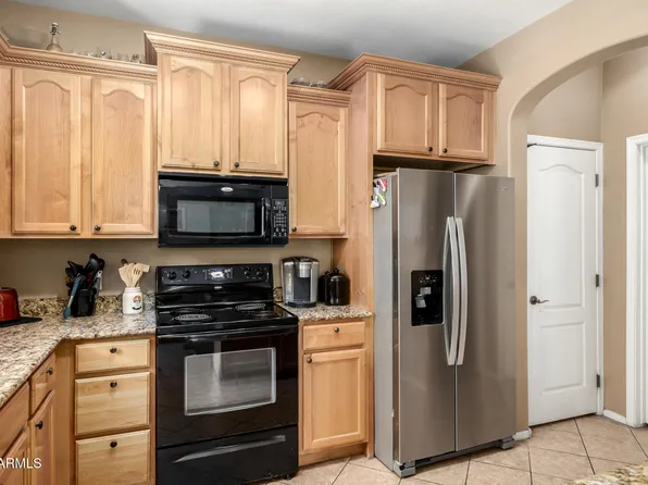 2744 S PEWTER Drive #102, Gilbert, AZ 85295