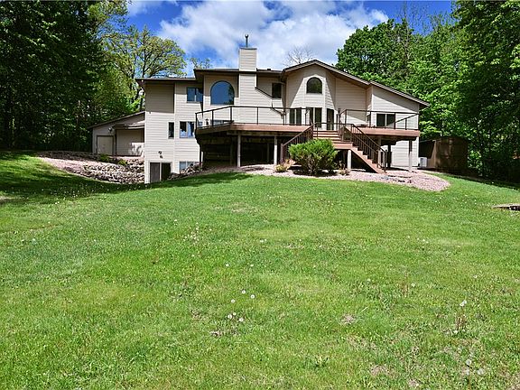 2nd image of 1530 E Orchard Beach Lane