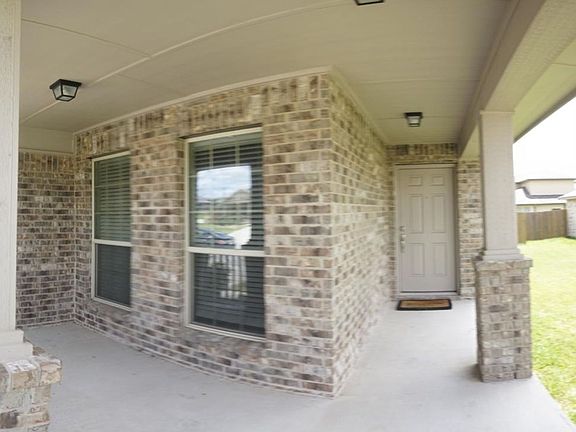 3rd image of 6302 Cool Creek Dr