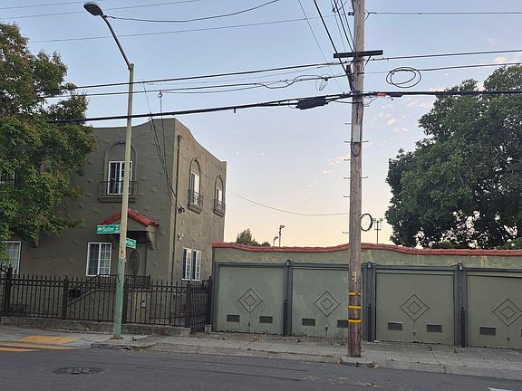 2nd image of 3743 Suter St