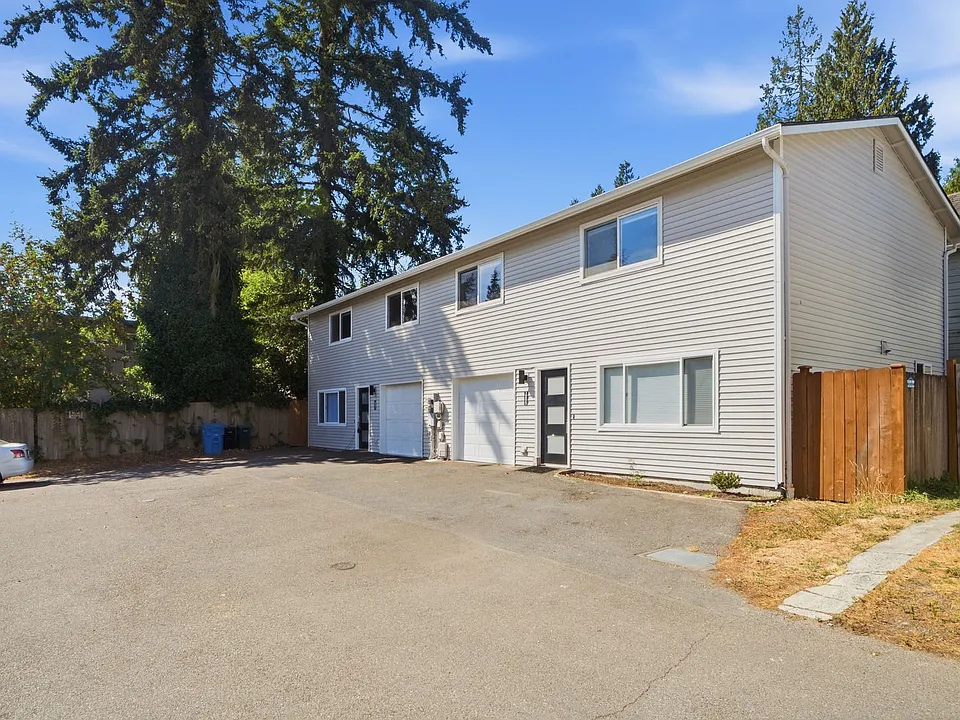 19821 Whitman Pl N