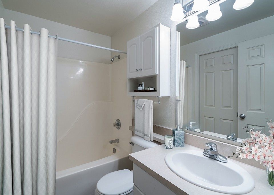 Benchmark Apartments Kirkland, WA Zillow