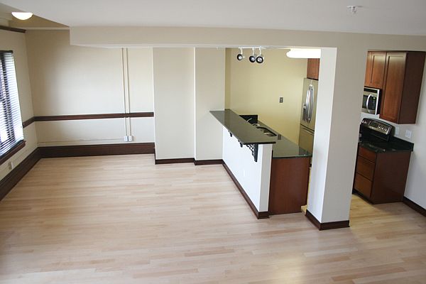 Kitchen/living