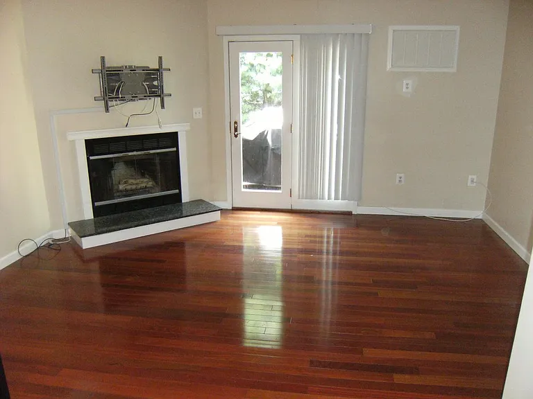 50 Pierce St #27 — Photo 13