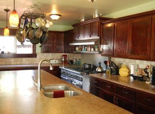 5616 County Road R, Manitowoc, WI 54220