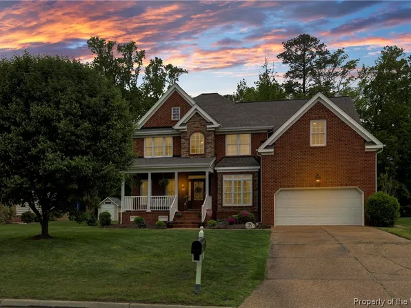 26 Wornom Farm Rd, Poquoson, VA 23662