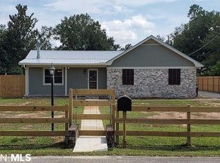 217 W Pedigo Ave, Foley, AL 36535