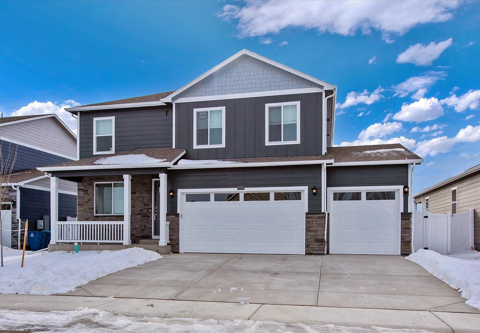 3 bed, 2.5 bath, 3080 sqft, $2,950 — Photo 2