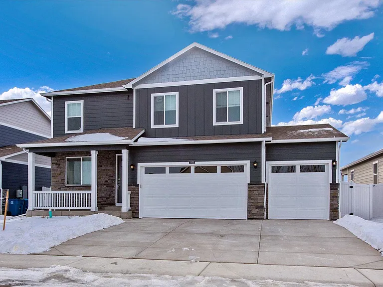 1573 Northcroft Dr — Photo 2