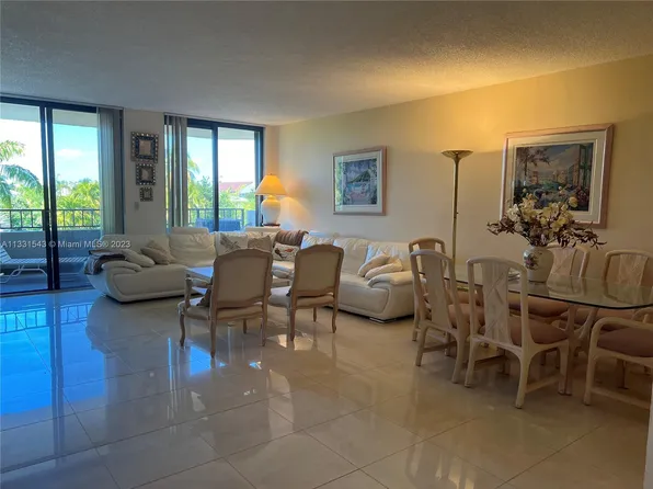 101 Crandon Blvd APT 371, Key Biscayne, FL 33149