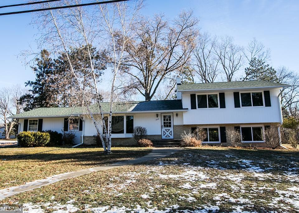 1st image of 3078 Chatsworth St N