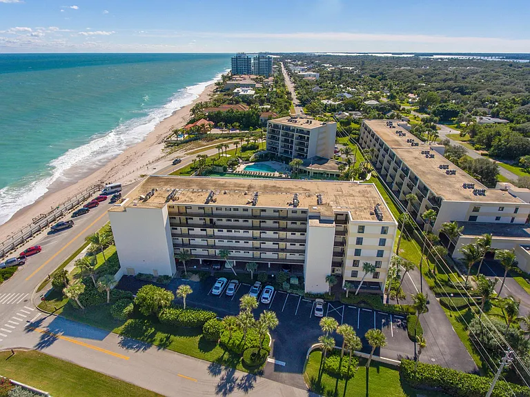 3939 Ocean Dr #302B — Photo 33