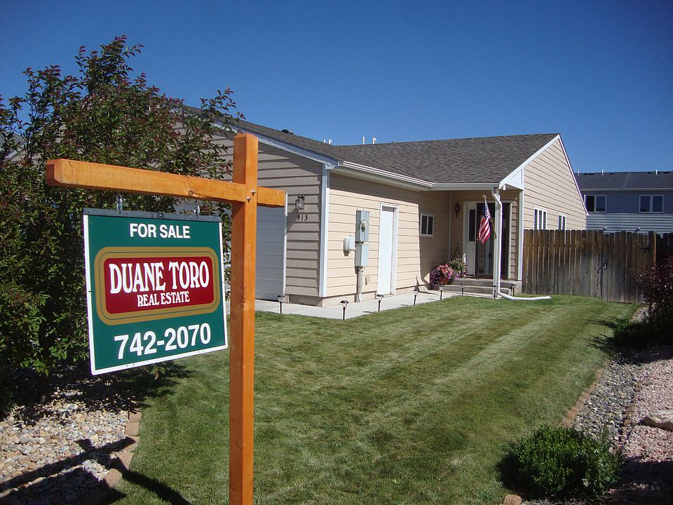 1st image of 913 Boswell Dr