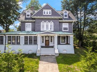185 Ocean Ave, New London, CT 06320