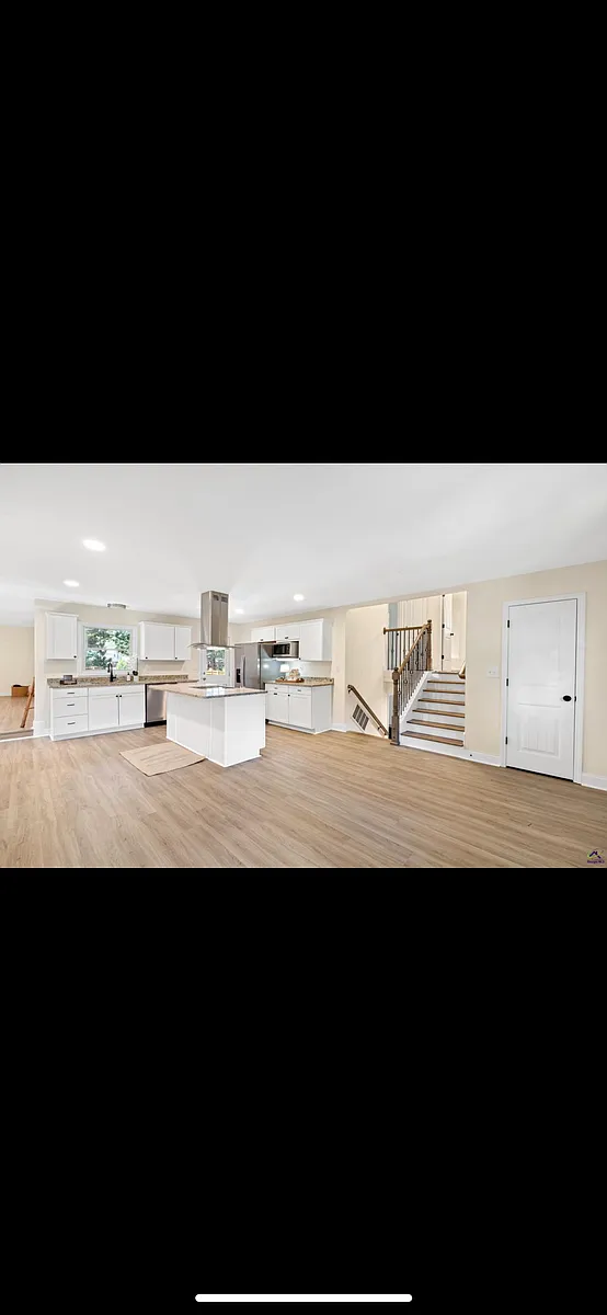 Building Photo - 109 Woodsdale Dr