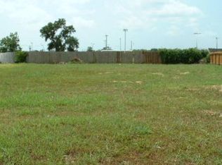 103 Majestic Oak Cir, Lake Jackson, TX 77566