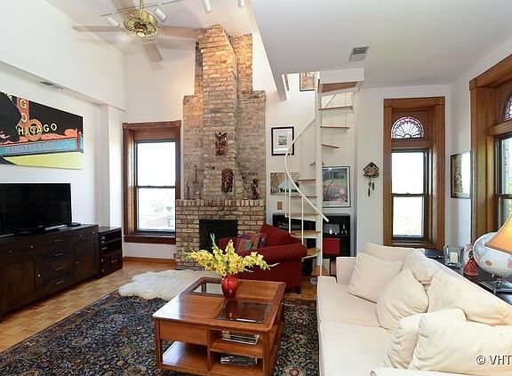 3rd image of 551 W Belden Ave