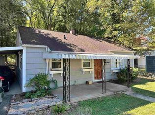 30 Roland Park Dr, Huntington, WV 25705