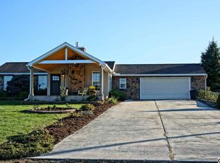 100 Clay Rd, Carlisle, PA 17015